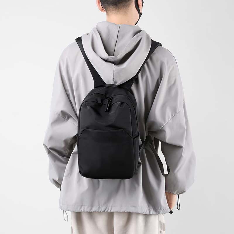 メンズリュック シンプルコンパクトデイパック