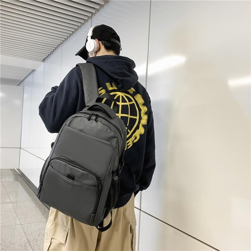 メンズリュック 都会派機能性リュック